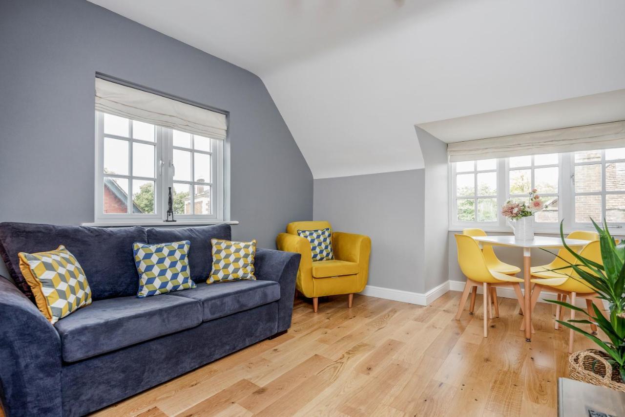 The Gem Of Central Winchester - Sleeps 4 Exterior photo